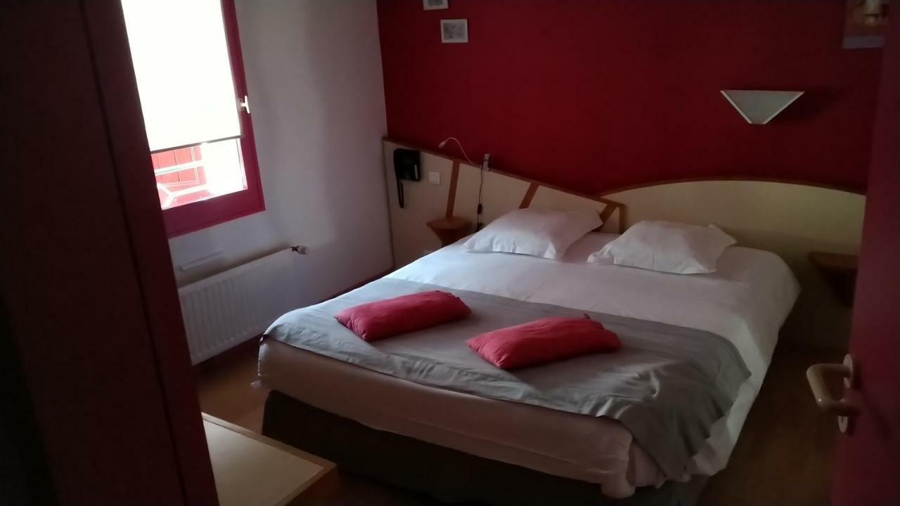Hotel Les Vignes Rouges Ispagnac Eksteriør bilde